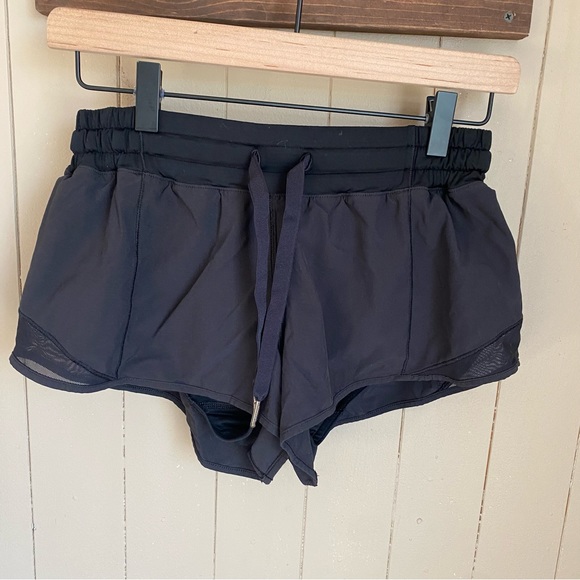 lululemon athletica Pants - Lululemon Black Running Shorts, Size 6